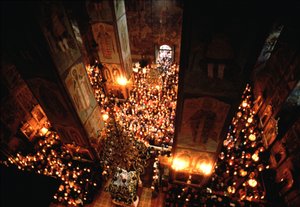 La Fête de la Dormition de la Mère de Dieu au cloître de la Trinité Sergius à Sergiyev Posad