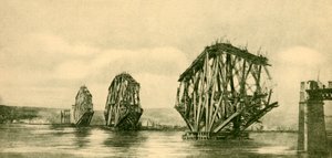 Le pont du Forth en cours de construction, vers 1930