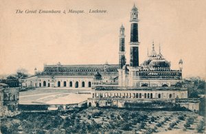 Le Grand Emambara et la Mosquée. Lucknow, vers 1900