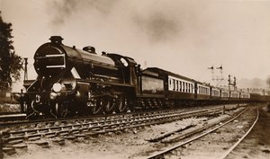Le Train-Bateau S.R. Dover, tiré par Sir Gawain, une locomotive de type Roi Arthur, vers 1930 - Unbekannt