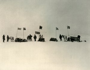 Le départ du bord de la glace au sud de Hut Point, vers 1908, 1909