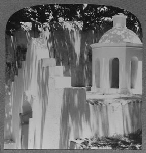 Le Tombeau de Tabitha, vers 1900