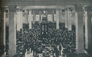 La salle de souscription chez Lloyds, avec le rostrum au centre, 1936