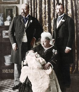 Le jour du baptême du futur roi Édouard VIII, 16 juillet 1894
