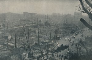 Plaine fumante de débris et de cendres de Tokyo, vers 1935