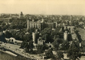 Tour de Londres. Vue générale depuis le sud, vers 1920