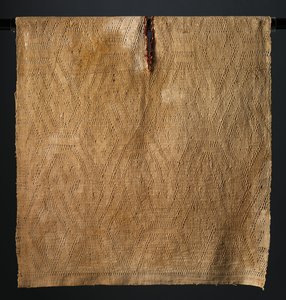 Tunique avec serpents à deux têtes, 400-200 av. J.-C. - Unbekannt