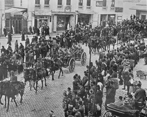 Artillerie turque quittant Constantinople pour le service actif, 1915