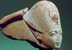 Toutankhamon portant la couronne bleue, 14ème siècle av. J.-C. - Unbekannt