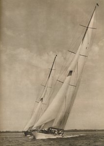 Deux yachts célèbres dans une course excitante, 1936