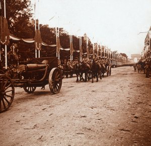 Parade de la victoire, Paris, France, vers 1918-1919
