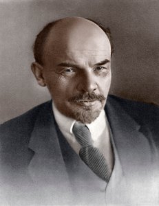 Vladimir Ilitch Oulianov Lénine, révolutionnaire bolchevique russe, vers 1917