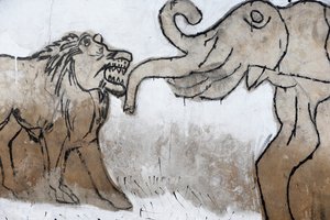 Peinture murale vaudou sur le marché des fétiches d