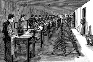 Soudage de cadres de vélo dans une usine américaine, 1900