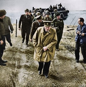Winston Churchill à travers le Rhin. En avant vers l