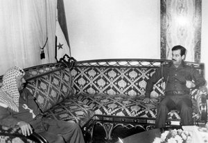 Yasser Arafat et Saddam Hussein, Irak, 1987