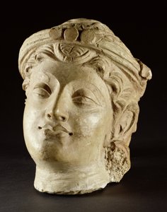 Tête en stuc, Gandhara, 4e siècle apr. J.-C.