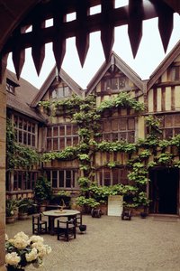 Vue de la Cour Intérieure, Château de Hever, Kent, fin du 15ème siècle - Unbekannt Unbekannt