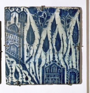 Carreau A3 avec design stylisé de maisons et de fleurs, égyptien, mamelouk