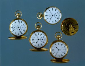 Une sélection de montres de poche suisses et anglaises avec cadrans en émail blanc et boîtiers en or