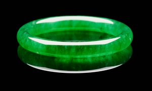 Bracelet en jadeite exceptionnel