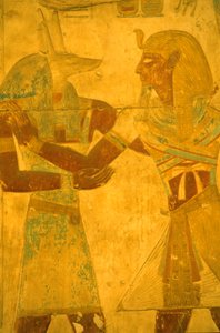 Égypte ancienne, peinture murale/sculpture, Séthi Ier embrassant le dieu Anubis, Temple de Séthi Ier, Abydos