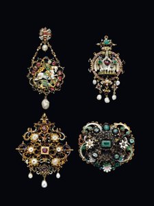 Quatre pendentifs, 17ème - 19ème siècle - Unbekannt
