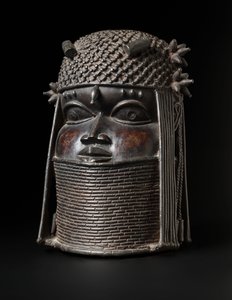 Tête, peut-être milieu des années 1500 ou début des années 1600 - Unbekannt