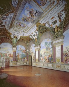 Intérieur du salon avec fresques de Giovanni da Sangiovanni, au Palais Pitti