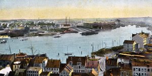 Kiel, Allemagne - vue du chantier naval depuis la Nicolaikirche