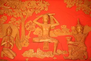 Vie du Bouddha. La Grande Tonsure : le Bouddha coupe ses cheveux avec son épée. Phnom Penh, Cambodge