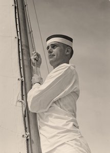 Aspirant hissant la grande voile, Académie navale des États-Unis, Annapolis, Maryland. 1942 - Unbekannt