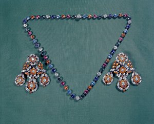 Collier et boucles d