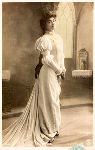 Yvonne Dubel (1881-1958), actrice