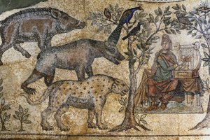 Picardie 073 - Laon - Maison des Associations - Mosaïque romaine de Blanzy - « Orphée charme les animaux »