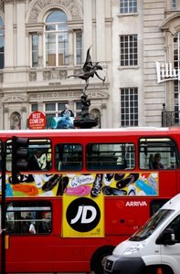 Bus Rouge de Londres, Piccadilly