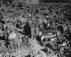 Seconde Guerre mondiale (1939-1945) : Wurtzbourg (Allemagne) 11 avril