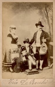 Trio De Bocchi, Lombardie, c.1880 (photo n/b) - Unbekannter Künstler