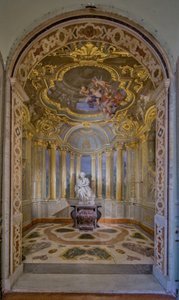 Vue de la chapelle avec fresques de Lorenzo de Ferrari et la statue de Pierre Puget, Palazzo Carrega-Cataldi (ancien Palazzo Tobia Pallavicini), Gênes, Ligurie, Italie