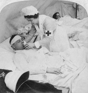 Dans un hôpital de campagne britannique sur la rivière Tugela, Afrique du Sud, 2e guerre des Boers, 1900 - Underwood and Underwood