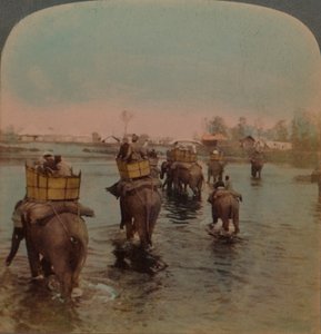 Retour au camp après une journée de chasse, jungle de Bebar, Inde, 1909