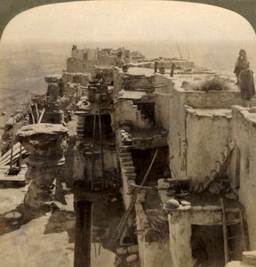 Wolpi...un chef pueblo de la mystérieuse race Moki Cliff Dwellers, Arizona, États-Unis, 1901 - Underwood and Underwood