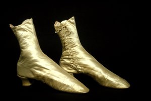 Bottes à talons pour femmes de 1810 Museo del Castello, Milan - Unknown artist