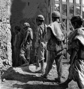 Travail des enfants : carusi, mineurs, entrant dans la mine.