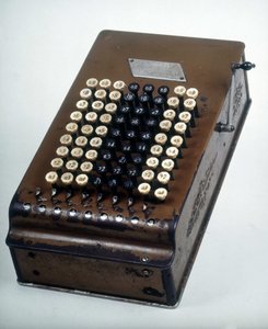 Calculatrice Felt : le Comptometer - Unknown artist