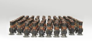 Grand groupe de soldats de jouet ou marqueurs de carte de campagne en forme d