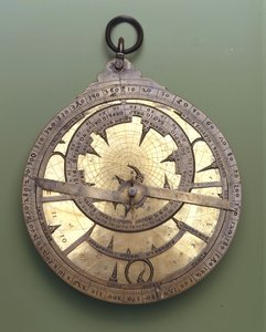 Astrolabe latin utilisé en Italie et en Europe du Sud au début du XIVe siècle