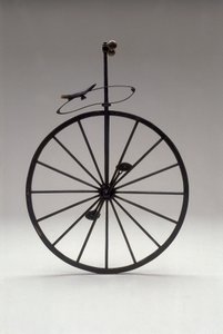 Monocycle avec roues en bois de 1870