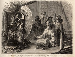 Musiciens de la chapelle pontificale à Kyoto (ou Kioto), jouant cinq instruments sacrés, flûte traversière et flûte de pan, conque marine, timbales et kakdaiko, le gong original. Gravure pour illustrer le voyage au Japon en 1863-1864, par Aimé Humbert, m