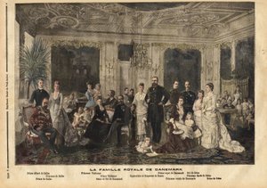 La famille royale du Danemark, assise au centre, la reine Louise de Hesse-Kassel (1817-1898) et le roi Christian IX de Danemark (1818-1906) surnommé « le beau-père de l
